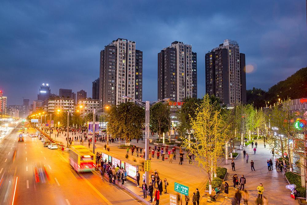 流光溢彩綦江城