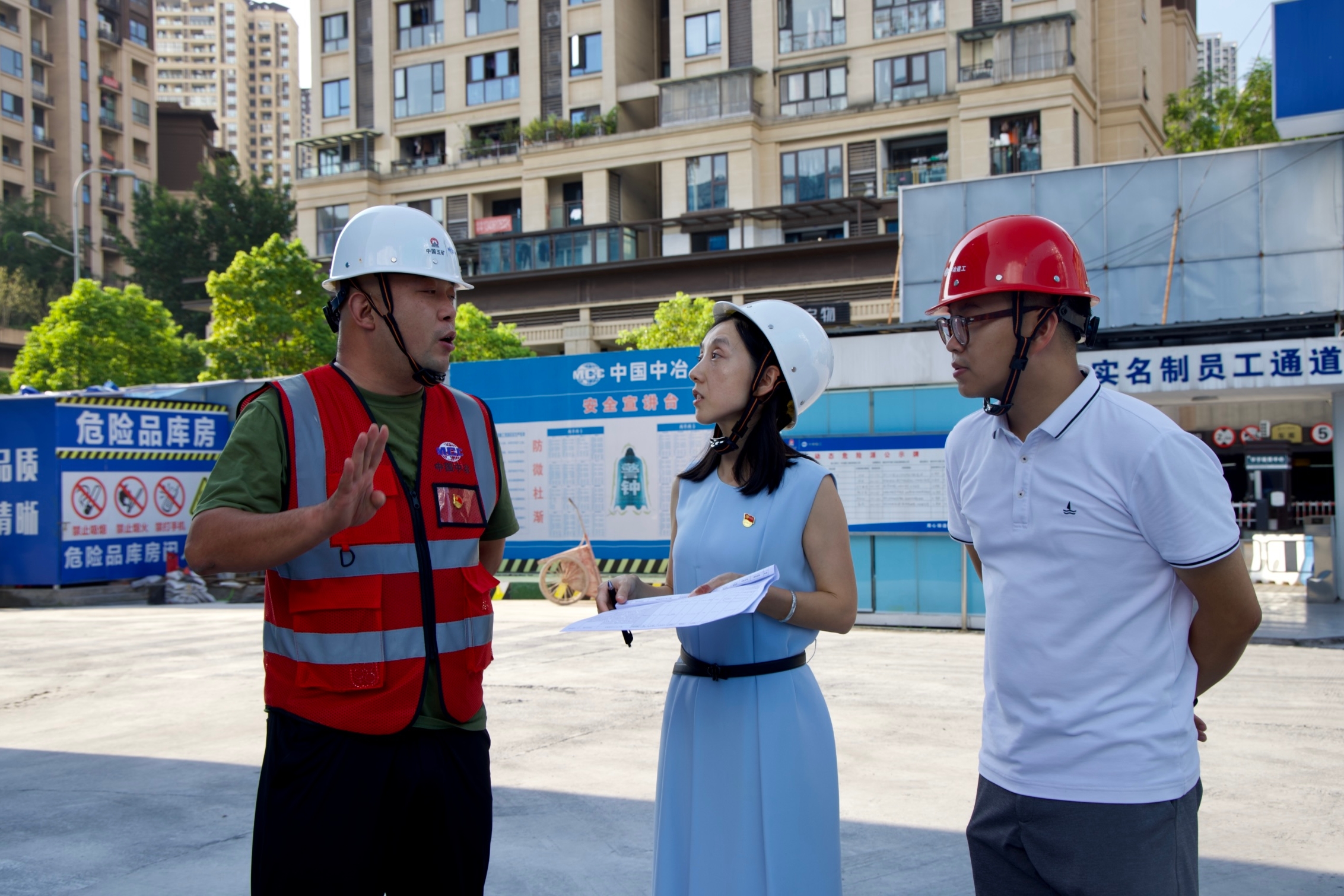重庆市担当作为好干部|王亚梅：小女子肩扛大项目