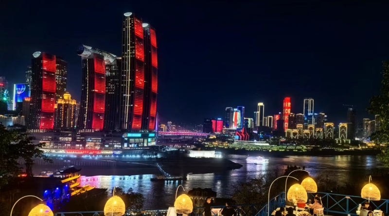 孙凤国专栏丨三万里河山（1）重庆的夜