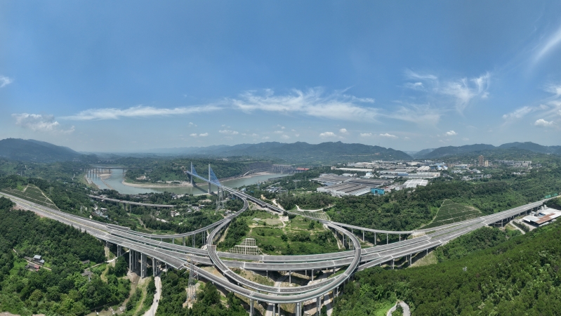 渝武高速复线北碚至合川段，今日通车！