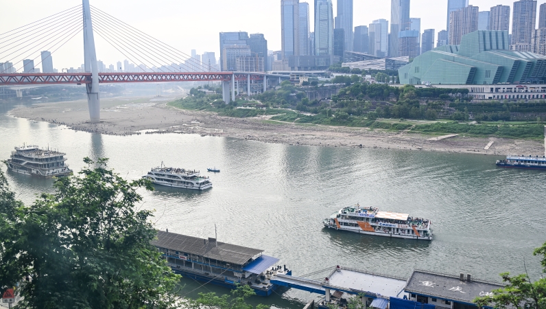 深化人才发展体制机制改革