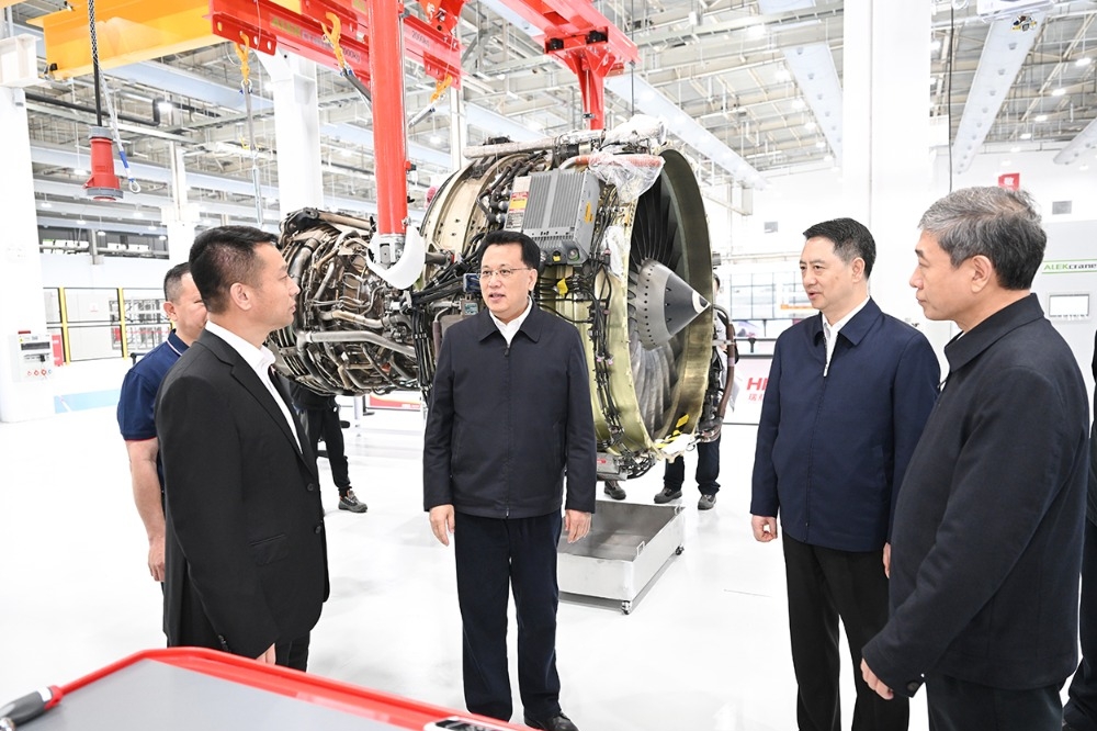 袁家军：高质高效做好企业服务 为国际航空枢纽建设注入活力动力