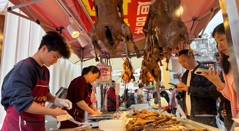 为什么是“荣昌卤鹅”？火爆全网的重庆美食背后的人才培养密码