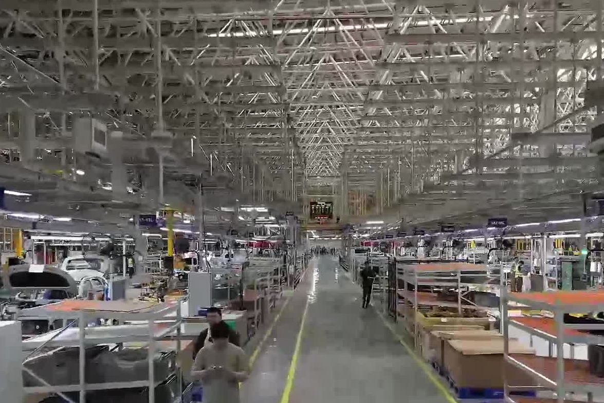 新华社看重庆｜重庆首个海外新能源整车工厂在泰国投产