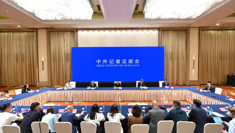 重庆“三招”加快建设内陆开放综合枢纽 促进绿色技术和产品自由流通