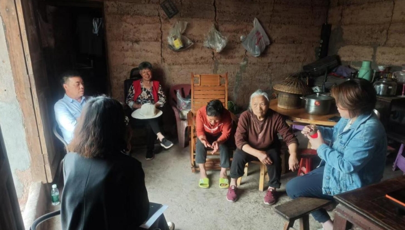 市监红心映乡村｜把心种进泥土里