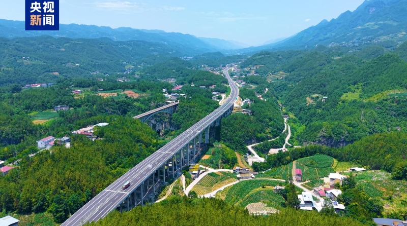 央视新闻看重庆｜巫云开高速公路全线建成通车