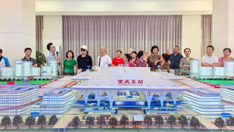 银发心向党  赤诚献华诞