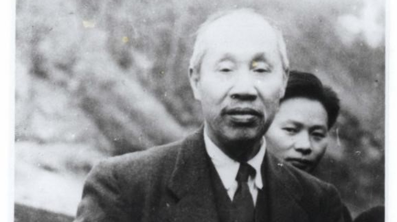渝档育人 | 一件大衣，董必武穿了30年