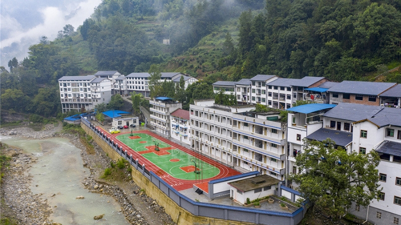 龚清明专栏｜踏入巫溪：在山水褶皱里聆听教育的脉搏与师者心声