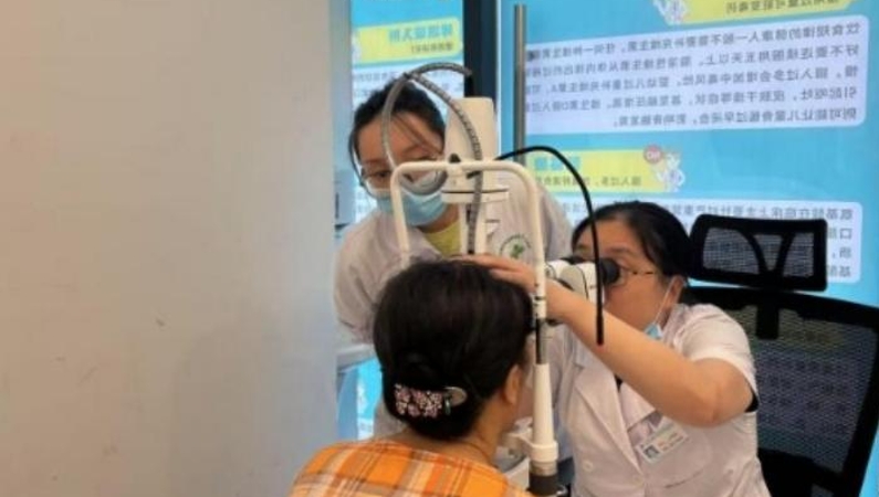 “县聘乡用” 赋能基层医疗，居民在家门口享受专业眼科服务