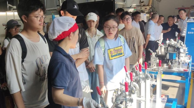 让城市与青年双向奔赴！重庆启动十万大学生职业体验行动