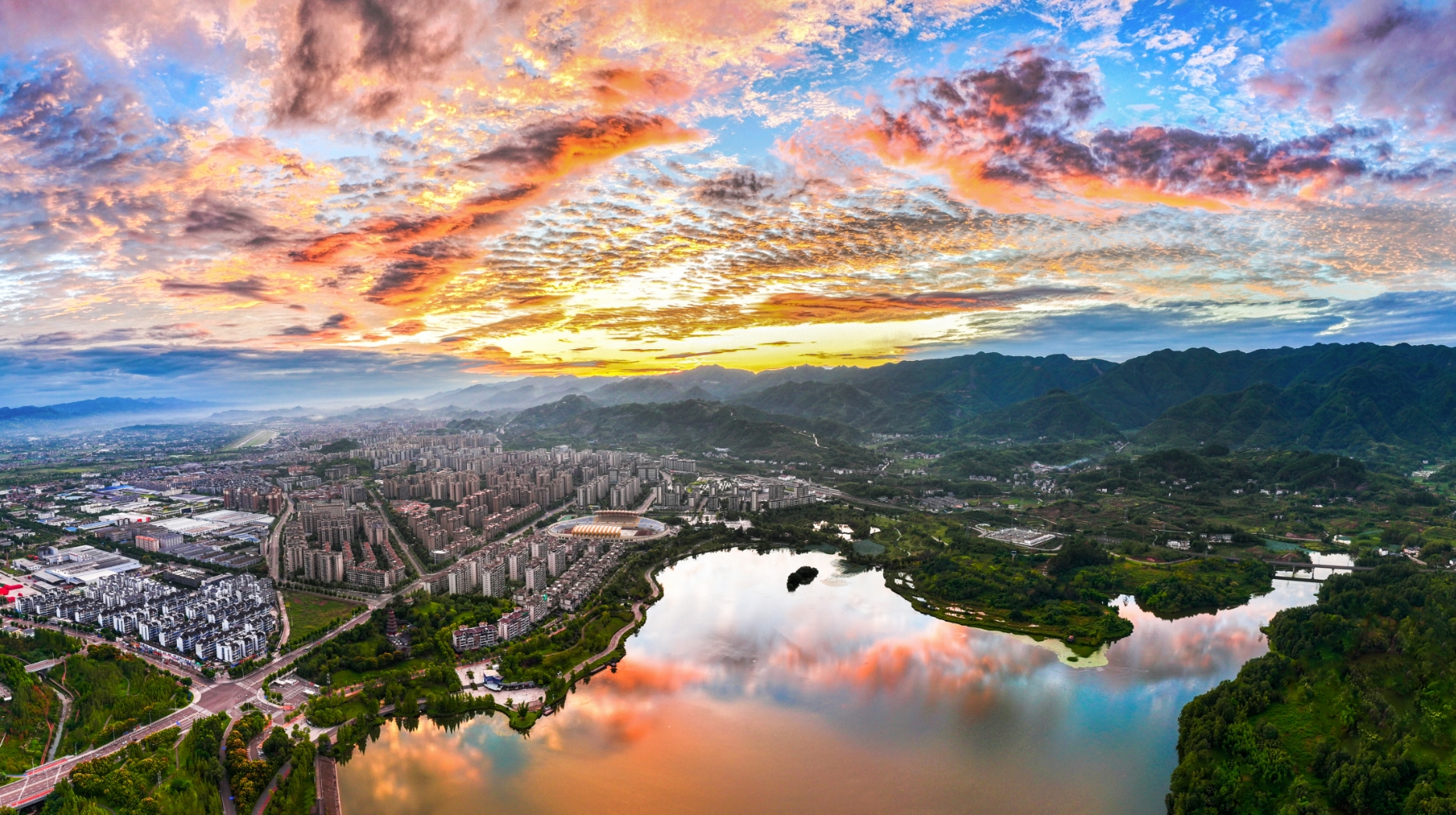 余先怀专栏｜湿地黄昏的绝美定格