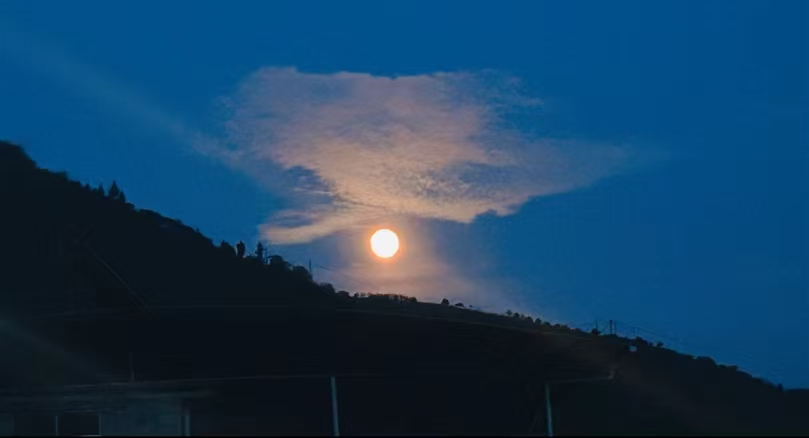 向铁生专栏 | 中秋感怀