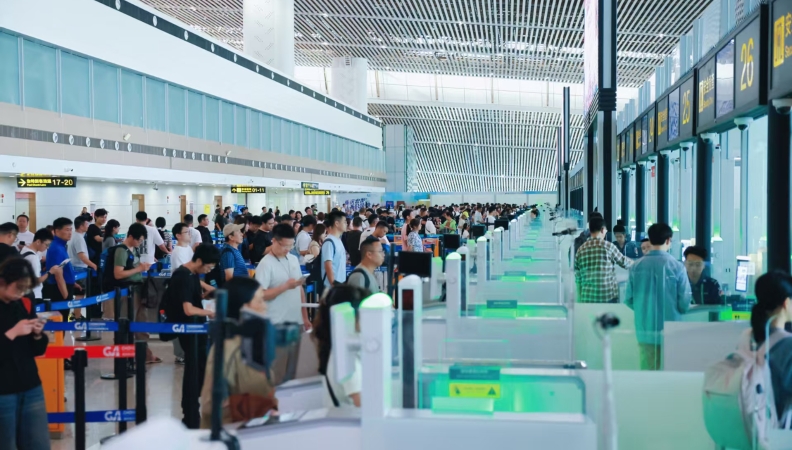国庆中秋长假重庆江北机场迎送旅客近123万人次 多项数据创历史新高