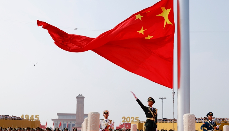 以爱国主义精神激发基层党组织活力