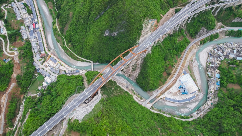 十四五·重庆折叠时空④|从4小时到1.5小时