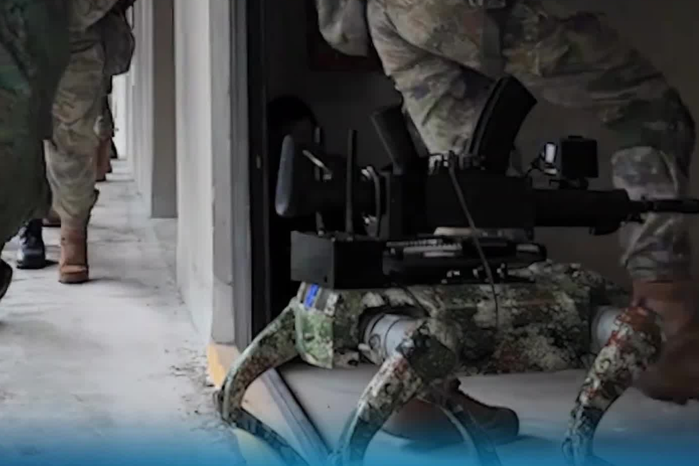 这不是游戏！别眨眼，侦察机器狗、无人机等智能装备齐上阵