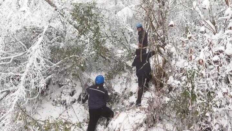 新华社看重庆｜电力部门多措并举应对寒潮天气