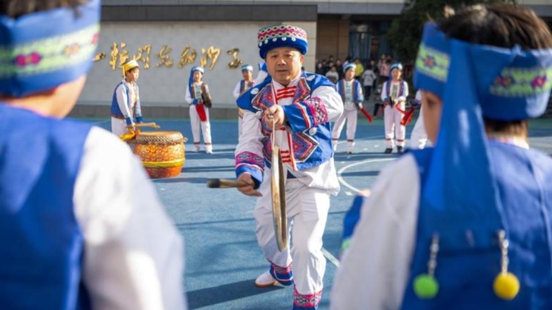 新华社看重庆｜重庆石柱：土家非遗进校园