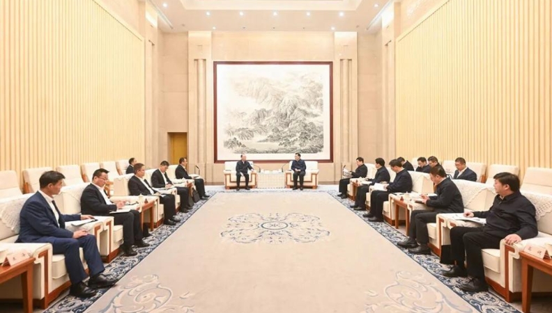 重庆市与中国化学工程集团有限公司签署战略合作协议 袁家军胡衡华会见莫鼎革一行并见证签约