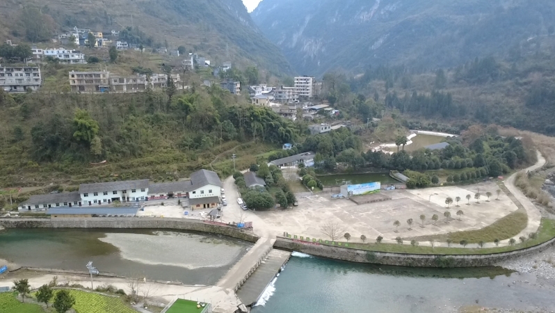 驻村驻心坎 真情兴产业