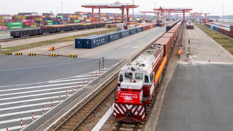 共绘长江经济带发展新画卷｜上海：发挥“龙头”带动作用 提升协同联动效能