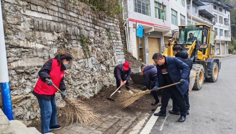 城口县鸡鸣乡：打造“多彩”网格 绘就善治图景