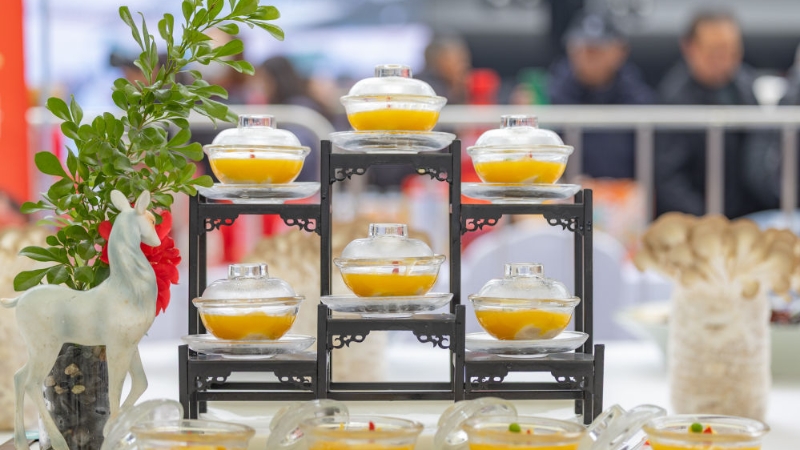 新华社看重庆｜巴南：特色展销人气旺 激发消费新活力