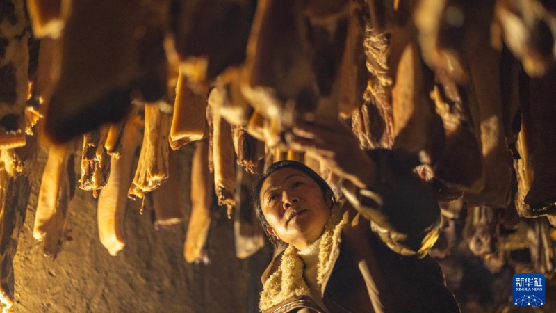 文学丨怪味香肠