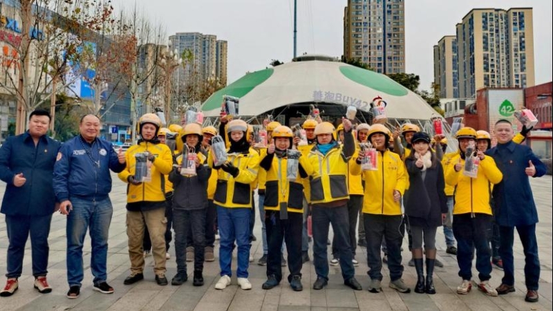 重庆九龙坡九龙街道：建强“服务圈”温暖“奔跑者”  党员冬训让“城市摆渡人”暖心又安心