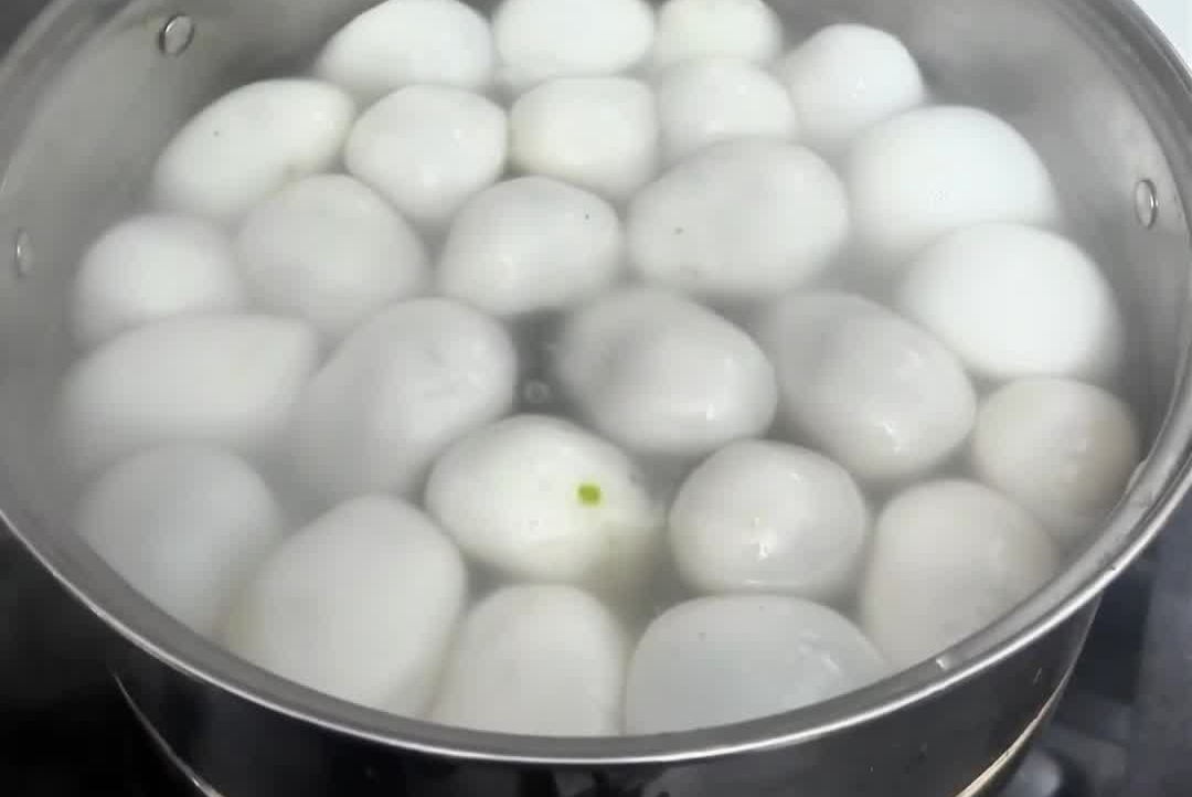 川渝人自己的新年早饭 拳头这么大的汤圆你吃过么？