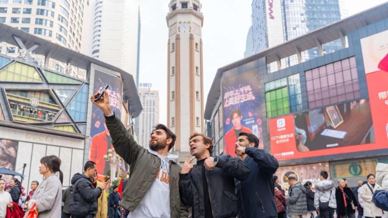 新华社看重庆｜潮味盎然活力涌 山城新春消费解锁多元新体验