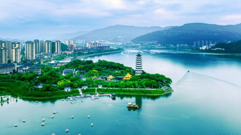 谭德成专栏｜汉丰湖，故乡的恋曲（外一首）