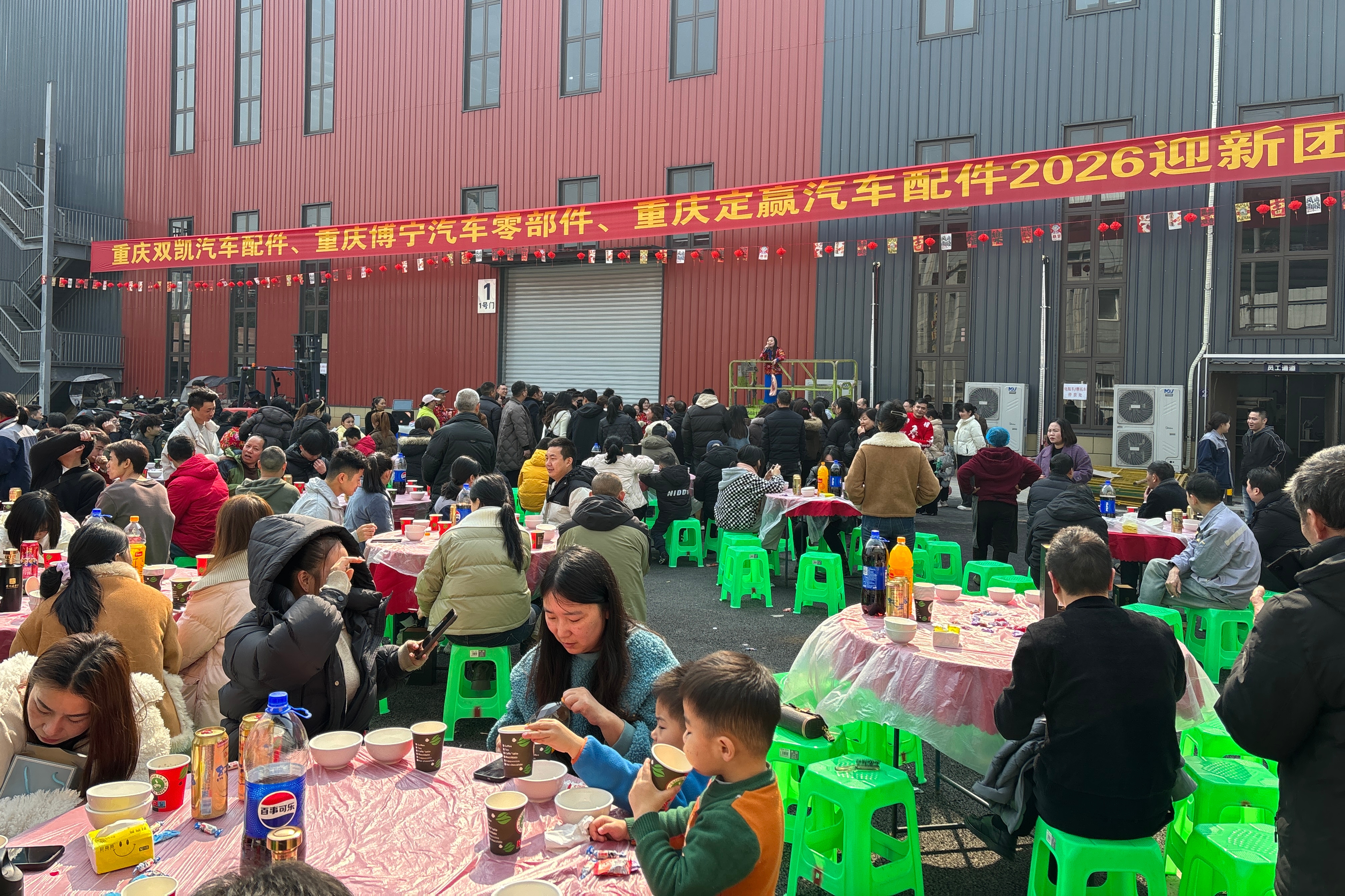 新春走基层｜“智慧监管”守护年味中的舌尖安全