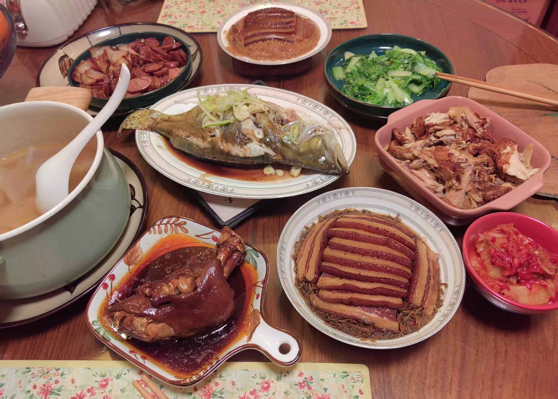 新春走基层｜春节，共赴一场“中式热闹”