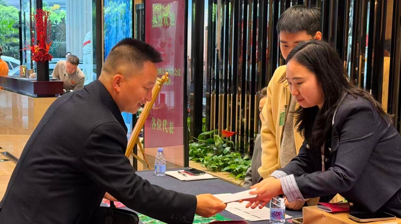 乘着春风出发 在渝全国人大代表即将启程