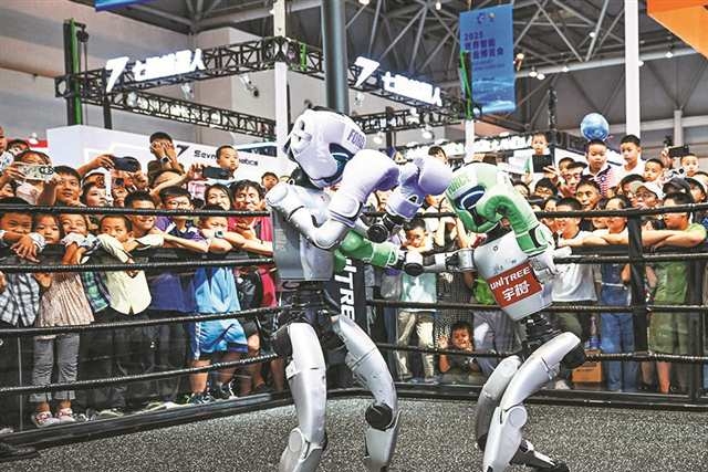 抢抓行业风口 “两院一湾”建设加速起势 代表、专家共话重庆建设全国人工智能应用高地