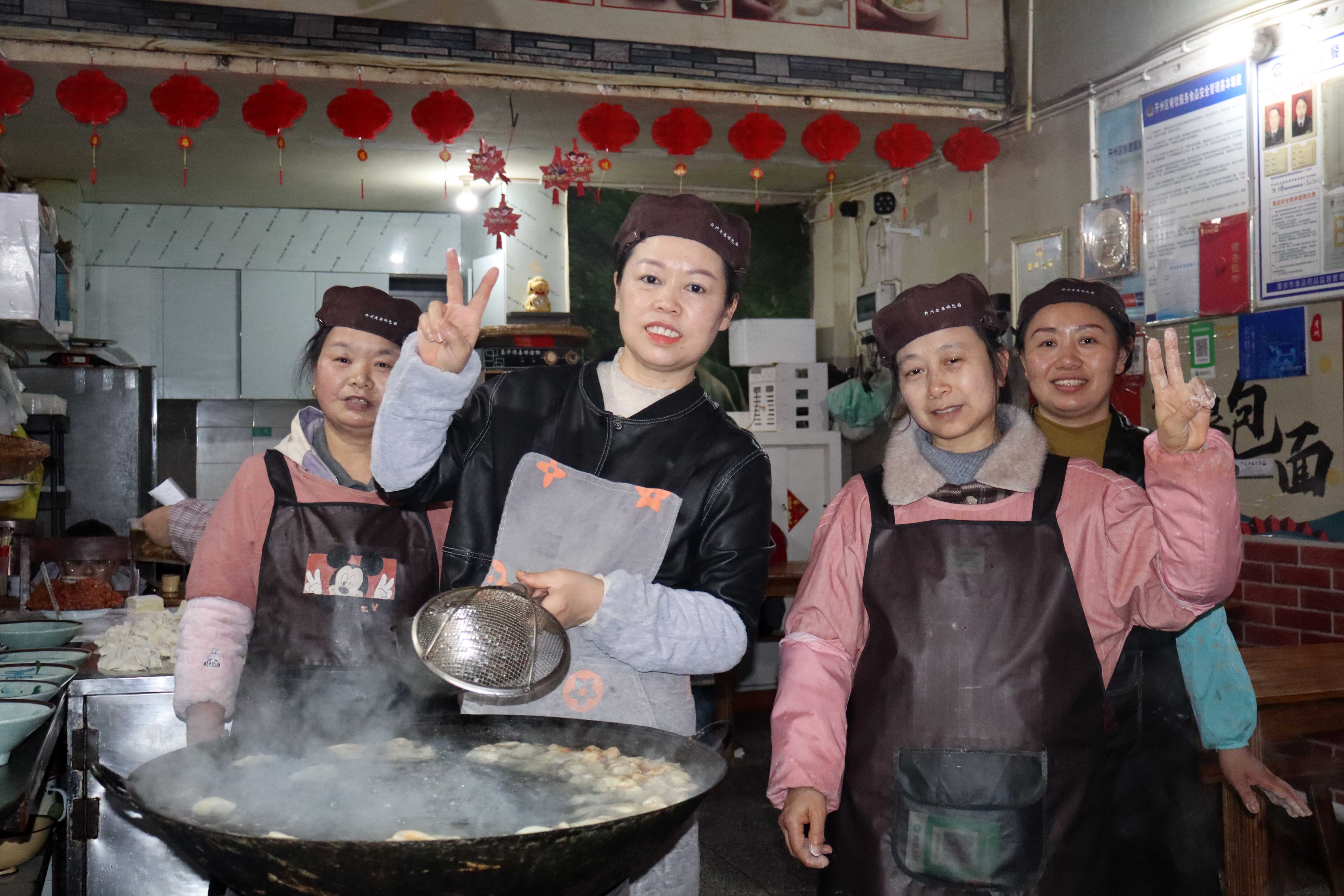 重庆开州文峰街道杨柳社区：她们的“烟火气”与“硬担当”