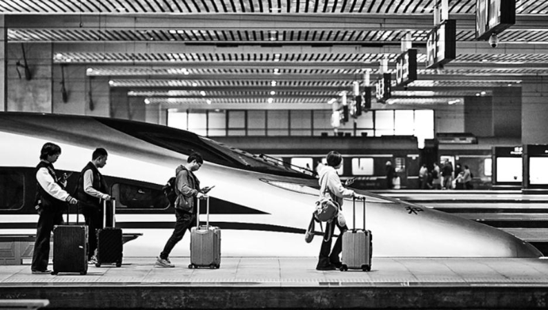 陈刚专栏｜重庆北站的南北广场：一首写给离别的城市情歌