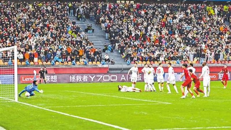 重庆铜梁龙足球队 中超首胜