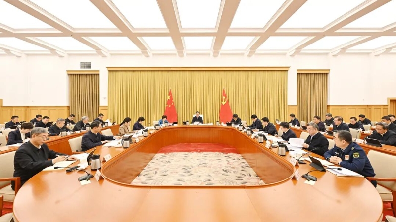 重庆市委常委会举行会议 市委书记袁家军主持并讲话