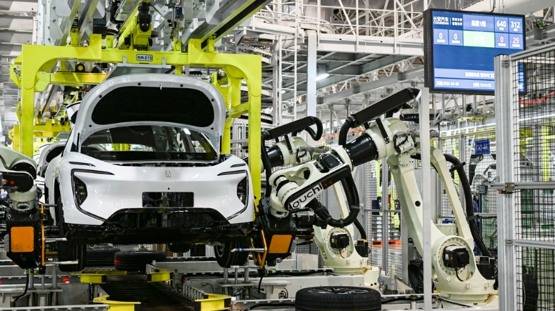 半月谈｜重庆市经济和信息化委员会党组书记、主任王志杰：强化人工智能创新与制造业应用“双向赋能”