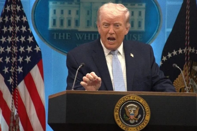 特朗普称4月7日20时是“最后期限”，伊朗可在一夜内被摧毁