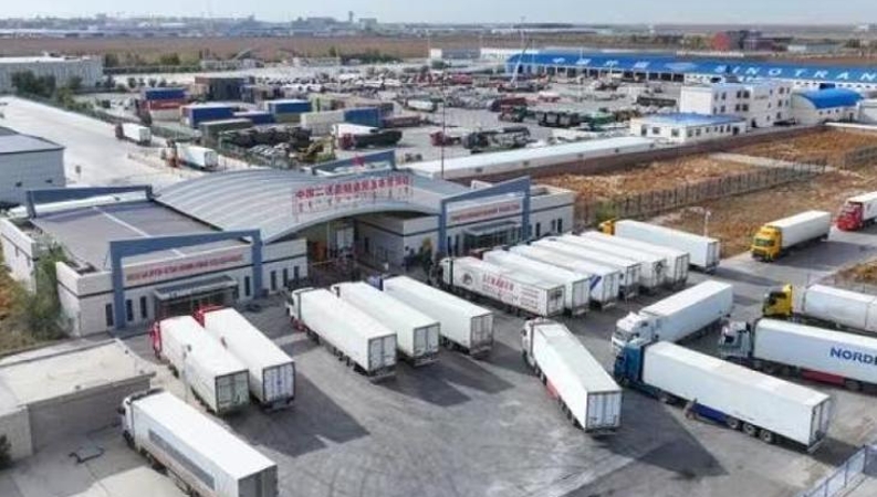 中国（内蒙古）自由贸易试验区揭牌