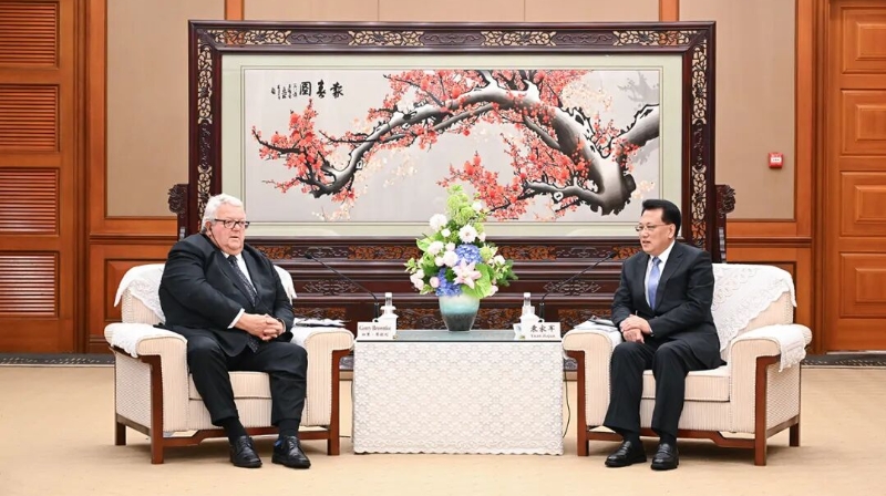 袁家军王炯会见新西兰议长布朗利