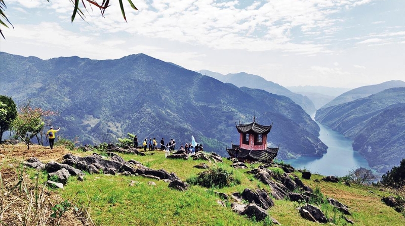 重庆彭水：共建徒步风景线 青山赋能促振兴