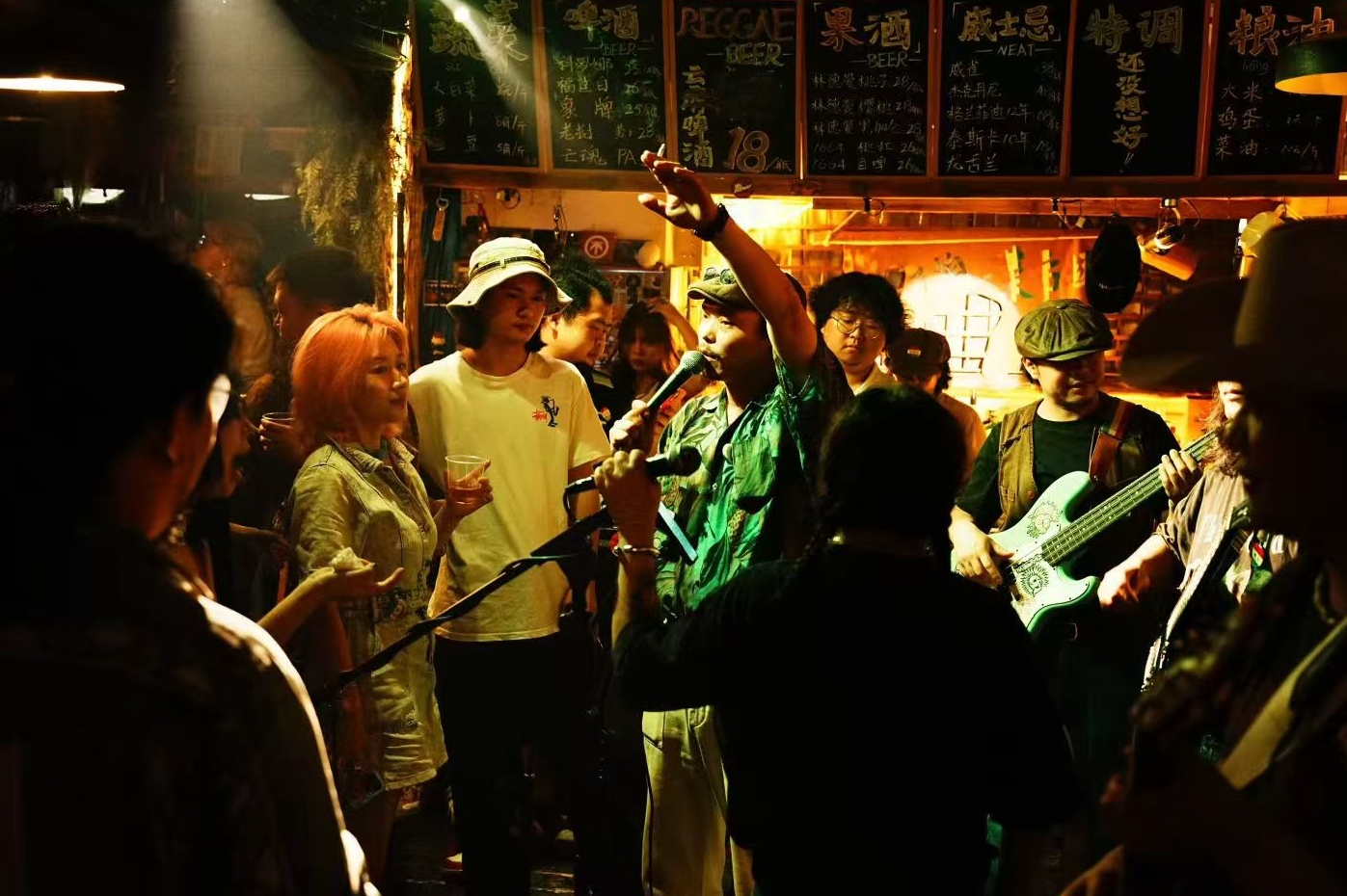 当摇滚走进菜市场