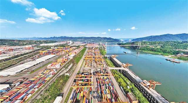 牢记嘱托 奋进前行——重庆深入贯彻落实习近平总书记视察重庆重要讲话重要指示精神