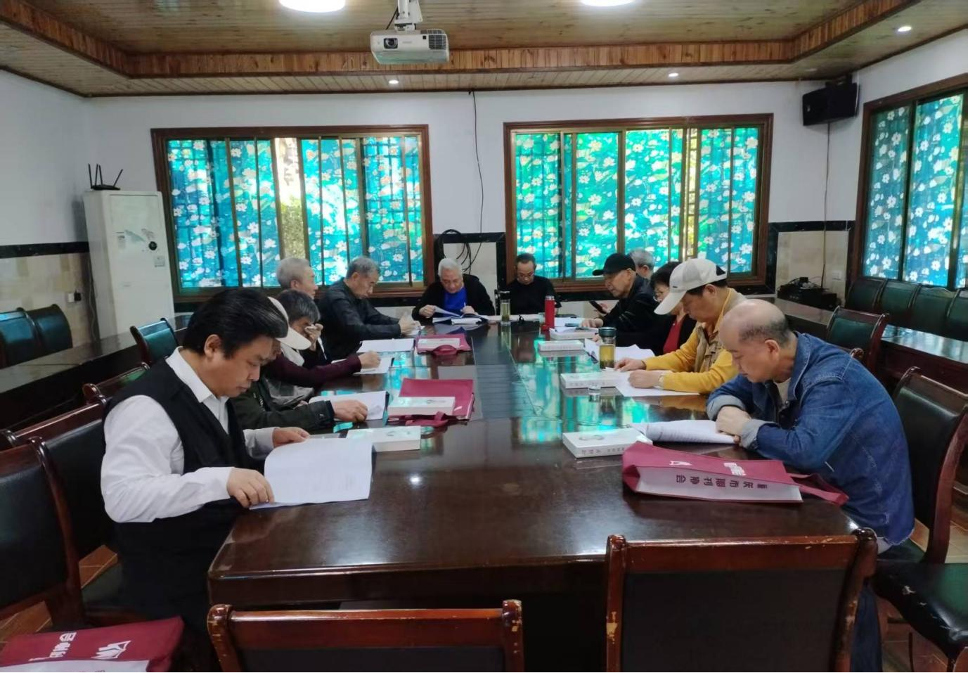 学思想、强党性、话初心、看发展——当代党员杂志社离退休党支部开展主题党日暨参观考察活动